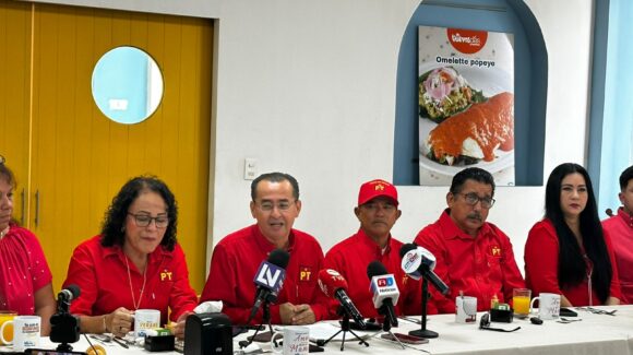 Cambia de dirigencia el PT en Mazatlán, Sinaloa; Rodolfo Cardona encabeza al equipo