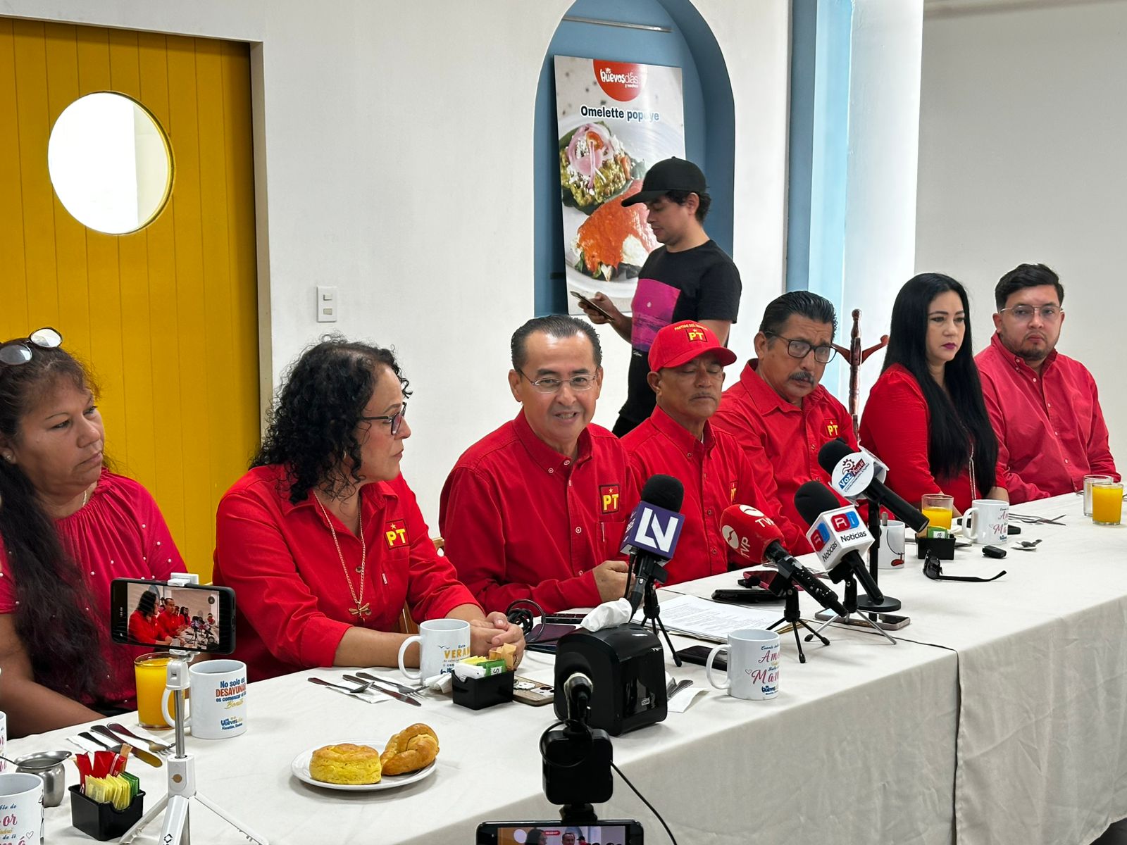 PT renueva su comité municipal en Mazatlán, Sinaloa