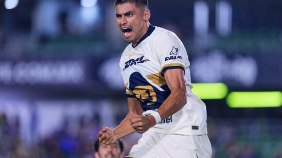 Pumas golean al Mazatlán FC y siguen en ascenso en el Apertura 2025