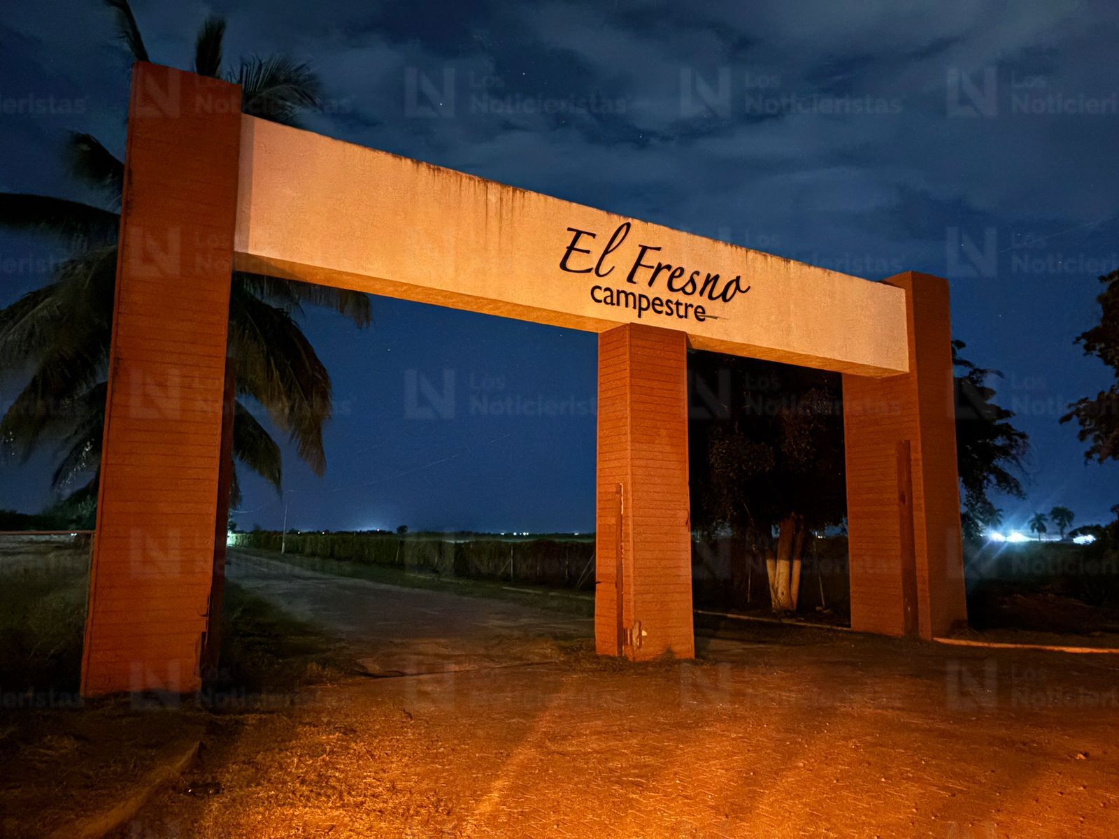Queman palapa en el hipódromo El Fresno, en Navolato, Sinaloa