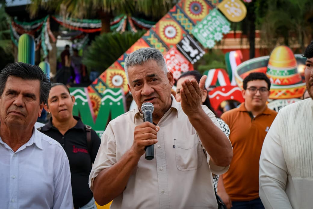 reconocen la trayectoria fotografica de ramon lozoya en mocorito