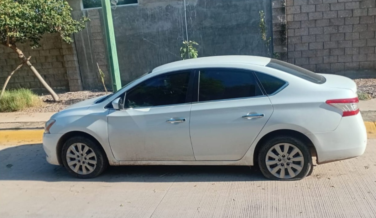 Recuperan vehículo con reporte de robo en Culiacán