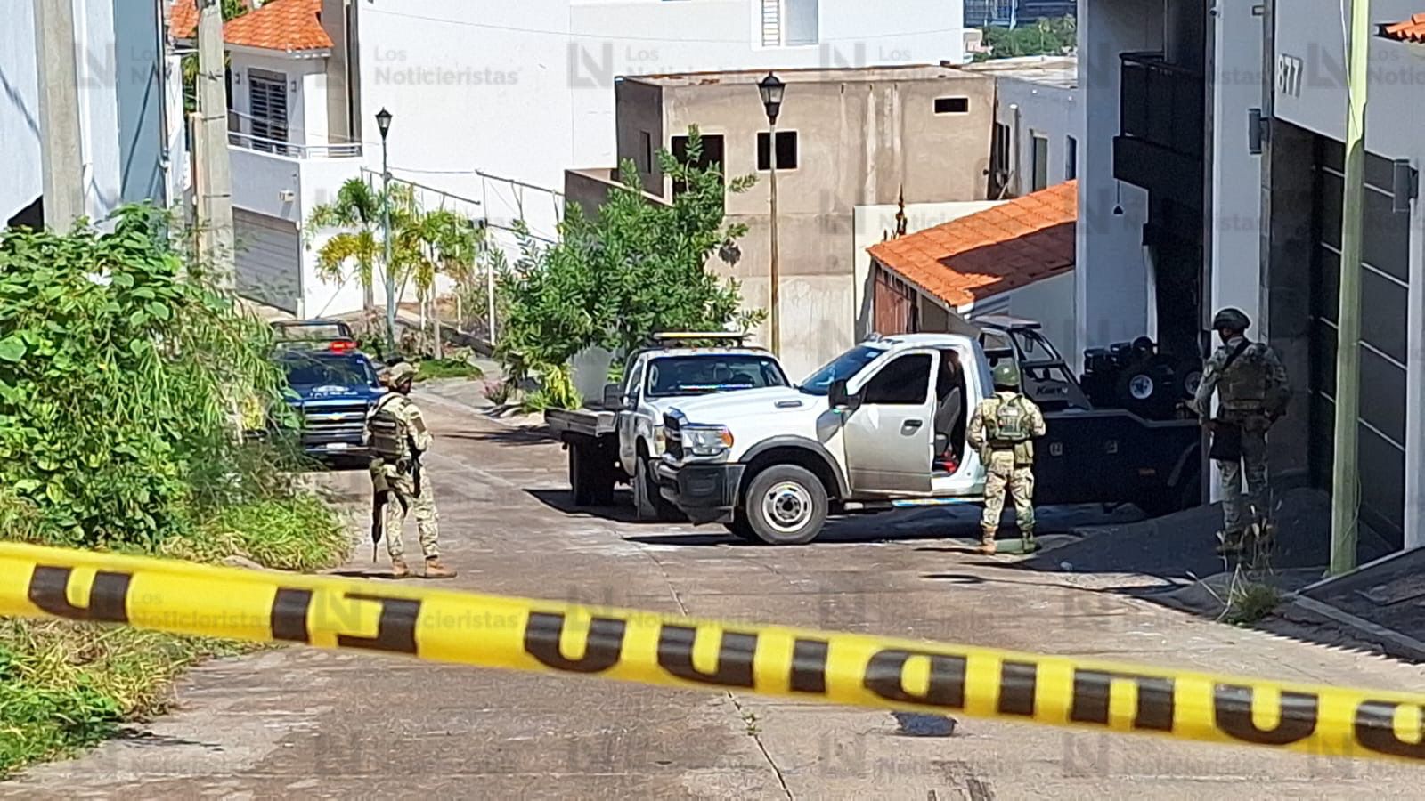 residencia y vehiculos quemados en colinas de san miguel culiacan lugar