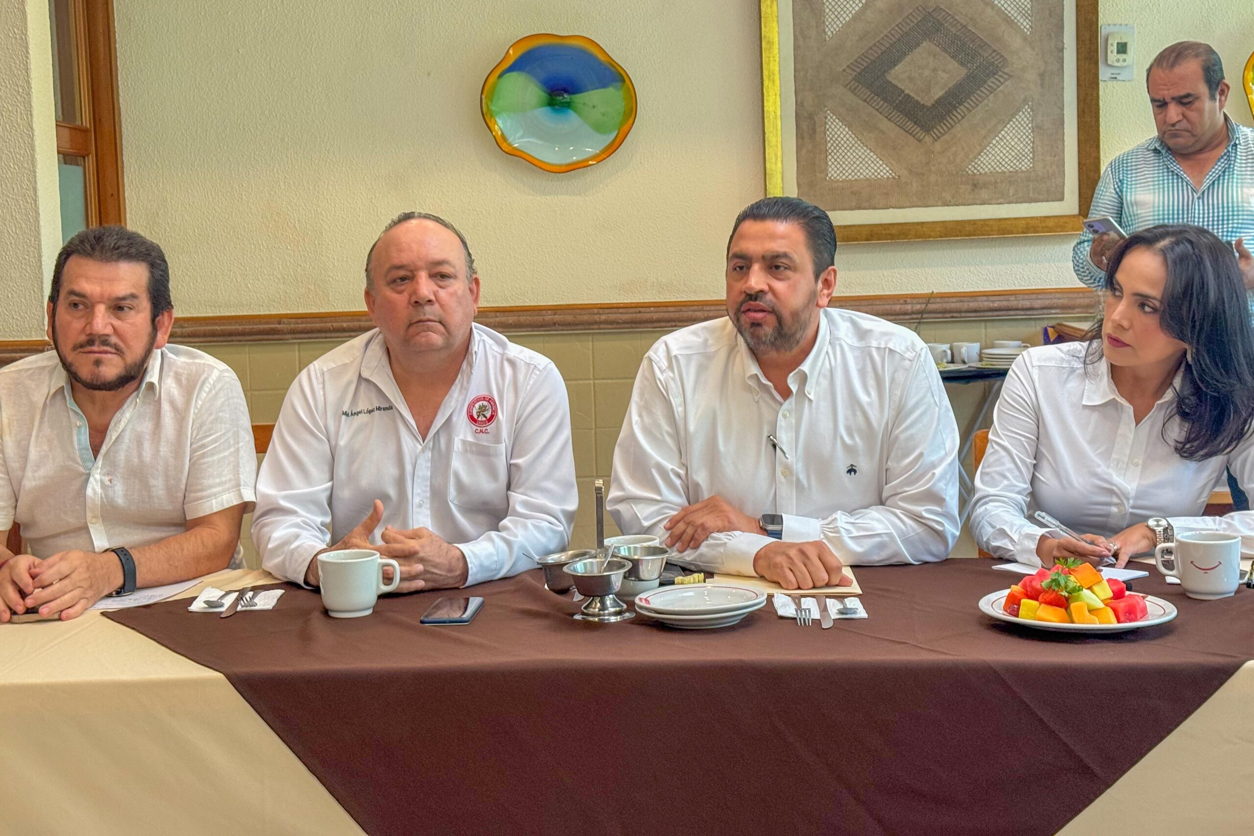 Reunión entre la LCA e Ismael Bello Esquivel en Culiacán, Sinaloa
