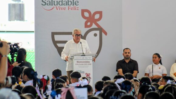 Con llamado a la educación para la paz, inicia ciclo escolar 2025-2026 en Sinaloa