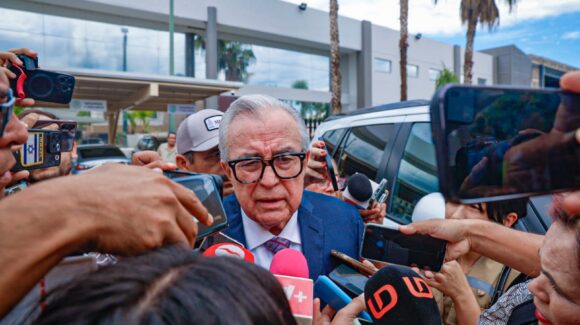 Rocha buscará reunión con Sheinbaum en su visita a Mazatlán, Sinaloa, este sábado; de esto hablarán