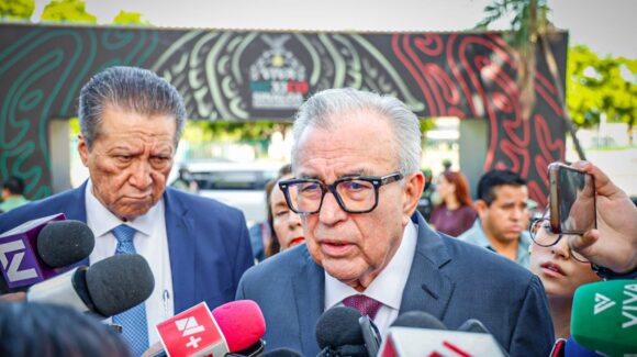 La Feria Ganadera de Culiacán sí está programada; preparan artistas para el Teatro del Pueblo: Rocha