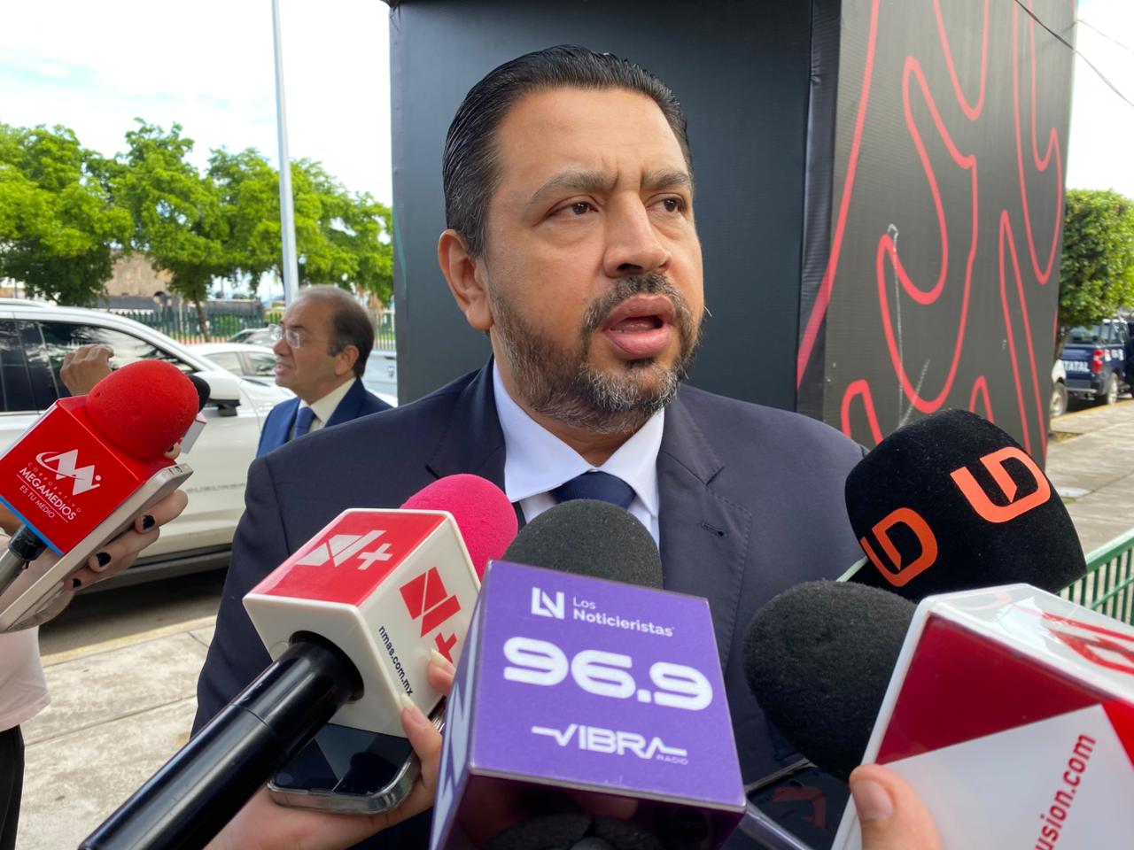secretario de Agricultura y Ganaderia del Estado Ismael Bello Esquivel
