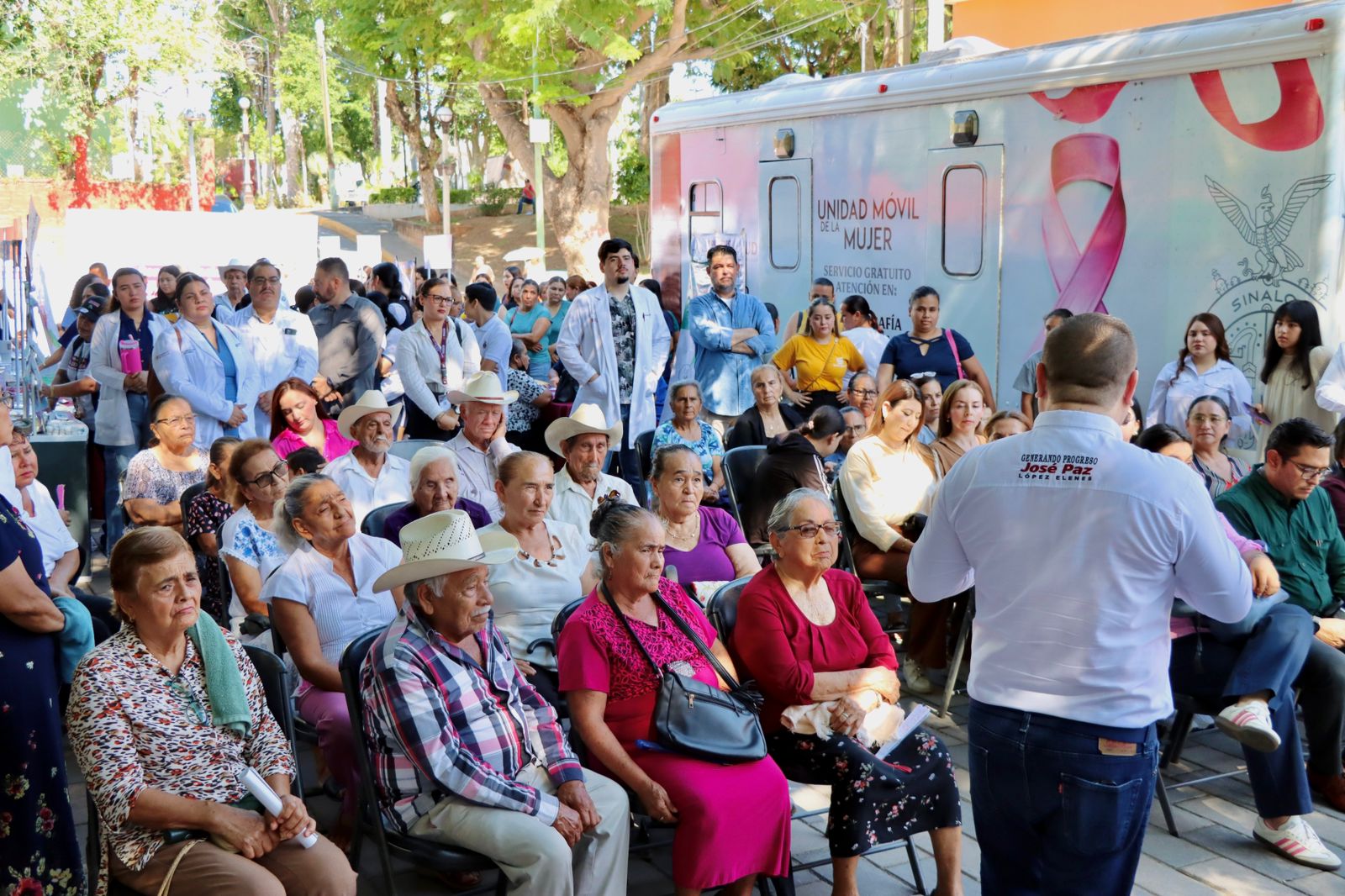 José Paz López Elenes en la Semana Nacional de Salud Pública en Badiraguato