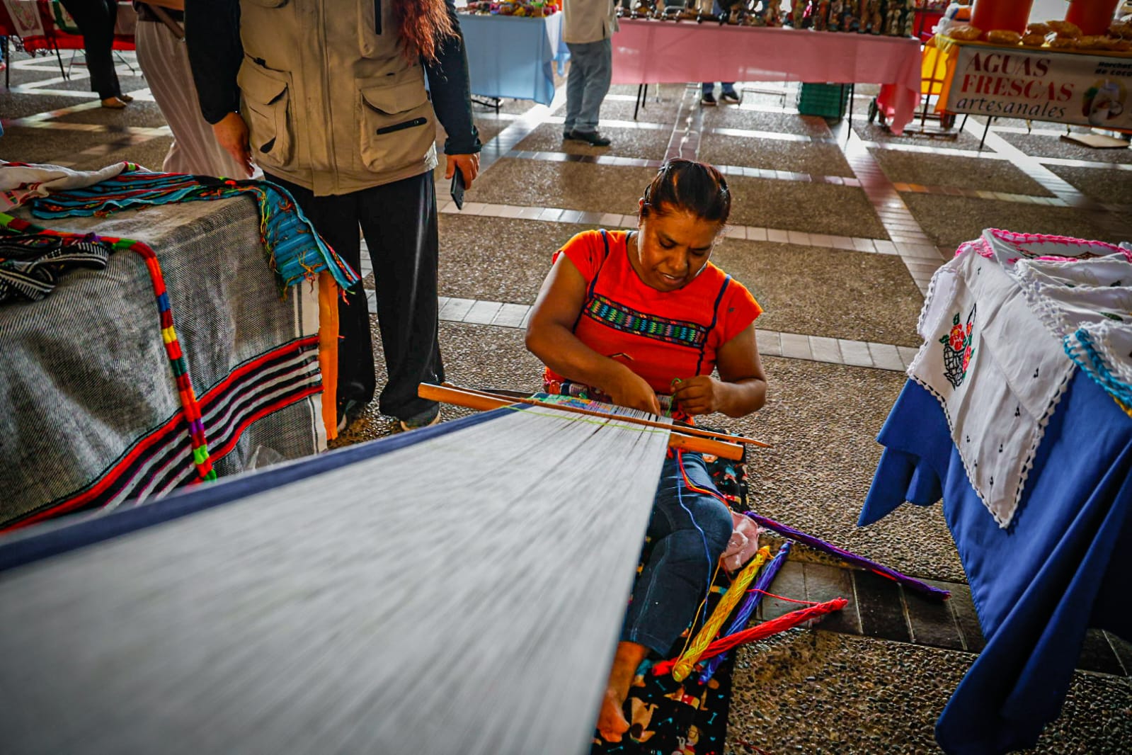 semujeres inaugura exposicion de la mujer indigena en sinaloa trabajos