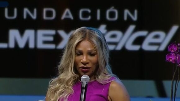 ‘La mentalidad ganadora se demuestra, no se dice’: Serena Williams inspira en México Siglo XXI