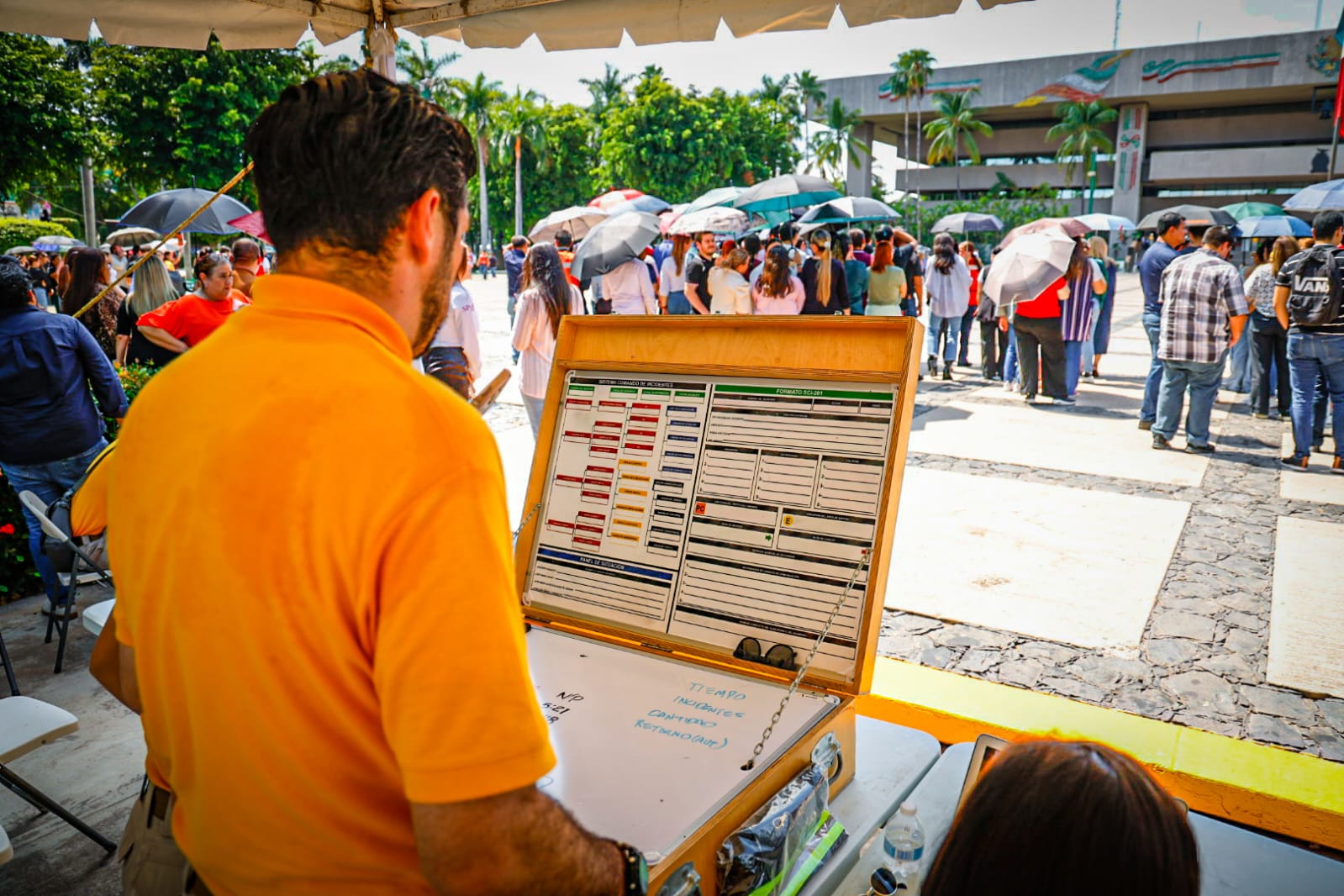 Elementos de PC en simulacro en Palacio de Gobierno