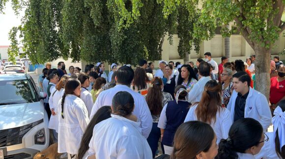 Con simulacros en distintos puntos de Guasave, Sinaloa conmemoran el 40 aniversario de Protección Civil