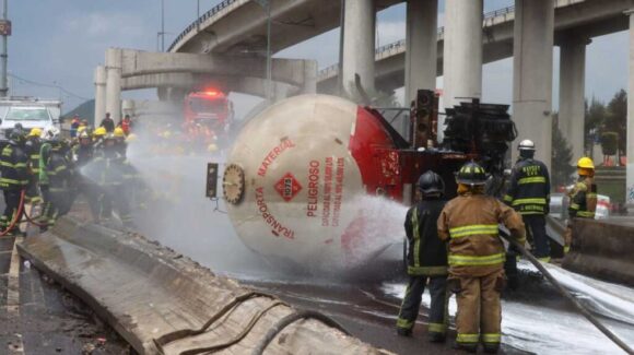 Gobierno anuncia nueva normatividad para transporte de gas LP tras accidente en La Concordia