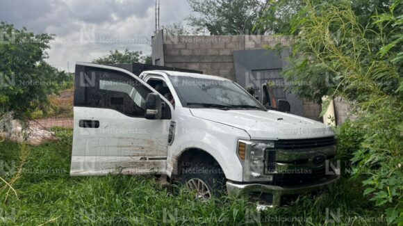 Aseguran Super Duty blindada y baleada tras enfrentamiento en Culiacancito de Culiacán, Sinaloa