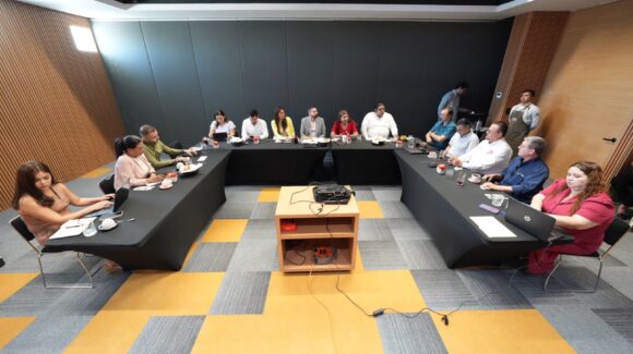 Se reúne Tere Guerra con intercamaral Mazatlán; buscan mejores servicios públicos y fomento al turismo