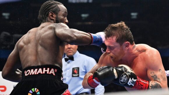 “Canelo” Álvarez se someterá a cirugía en el codo y pone en duda su regreso a inicios de 2026