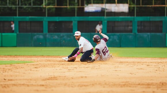 Los Tomateros de Culiacán logran su primer triunfo en la Copa Sinaloa Classic 2025