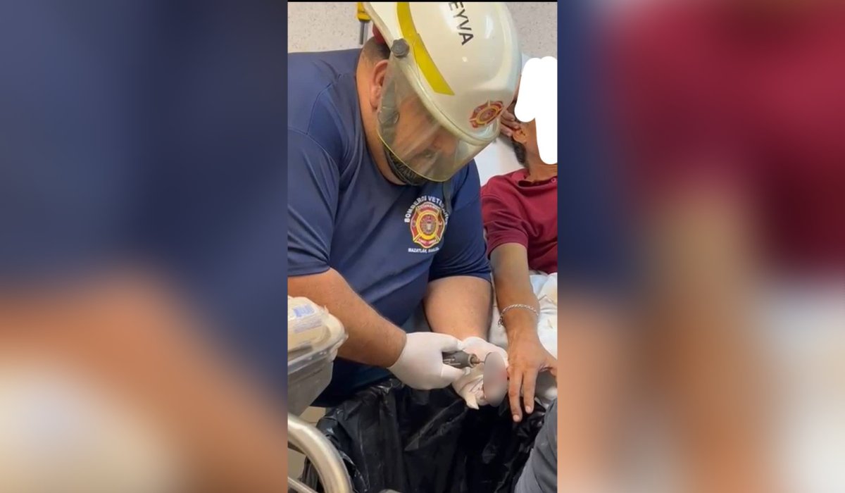 Trabajador casi pierde un dedo tras accidente en Mazatlán, Sin