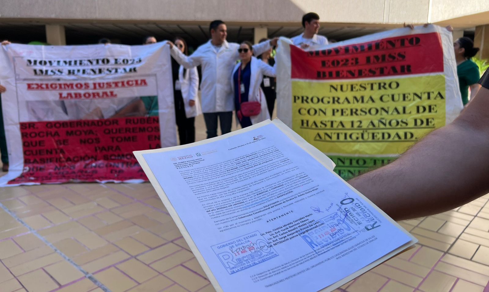 trabajadores de salud se manifiestan en palacio de culiacan sin