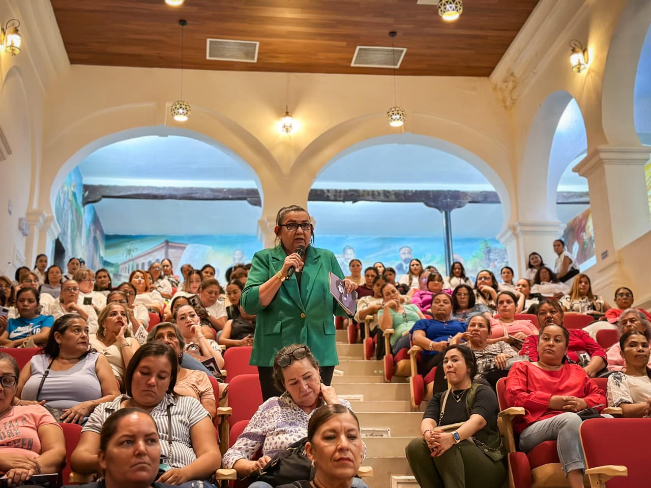 treceava asamblea voces por la igualdad y contra las violencias en mocorito conferencia