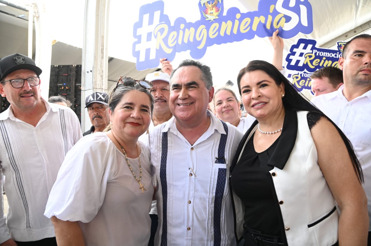 Trabajadores de la UAS asisten a evento de Claudia Sheinbaum en Mazatlán