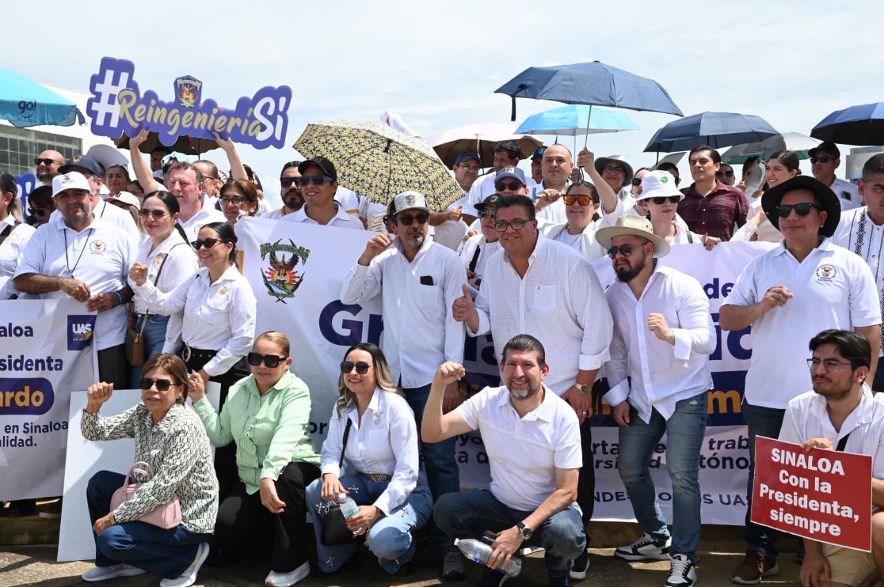 Trabajadores de la UAS asisten a evento de Claudia Sheinbaum en Mazatlán