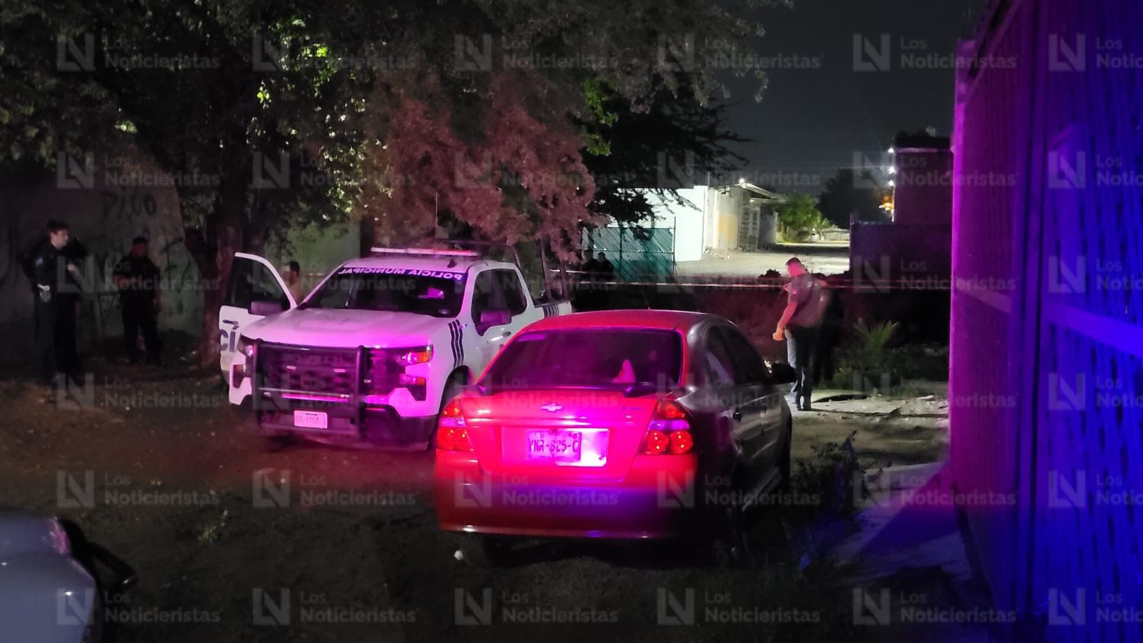 Policías despliegan operativo por explosión de artefacto en colonia Jaripillo, en Mazatlán