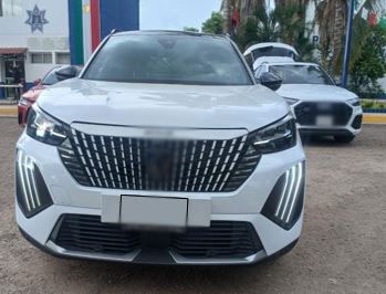 veintidos detenidos en navolato y culiacan auto blanco