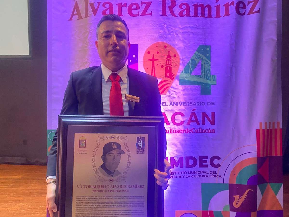 Víctor Álvarez entra al Salón de la Fama al Mérito Deportivo en Culiacán