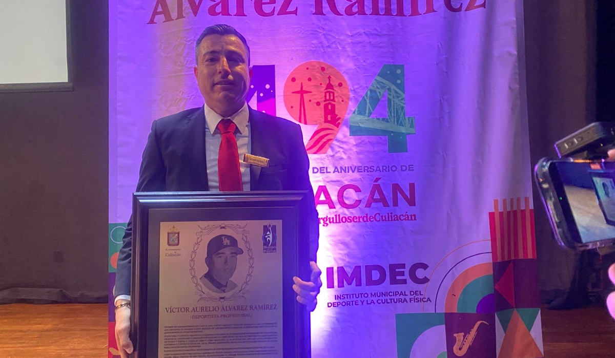 Víctor Álvarez entra al Salón de la Fama al Mérito Deportivo en Culiacán
