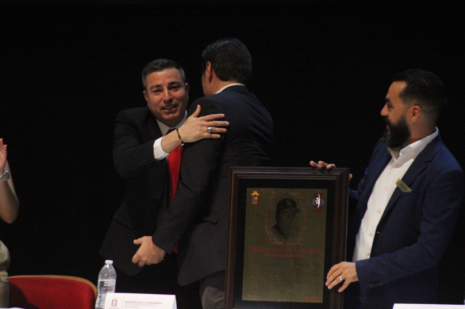 Víctor Álvarez entra al Salón de la Fama al Mérito Deportivo en Culiacán