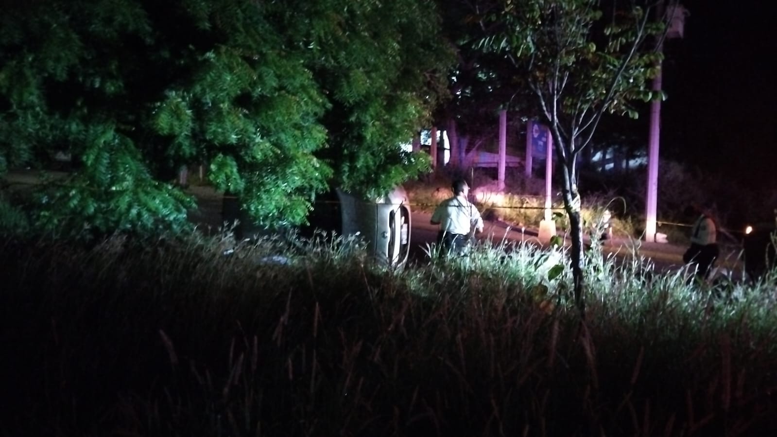 Menor muere tras volcadura en La Sirena, Mazatlán