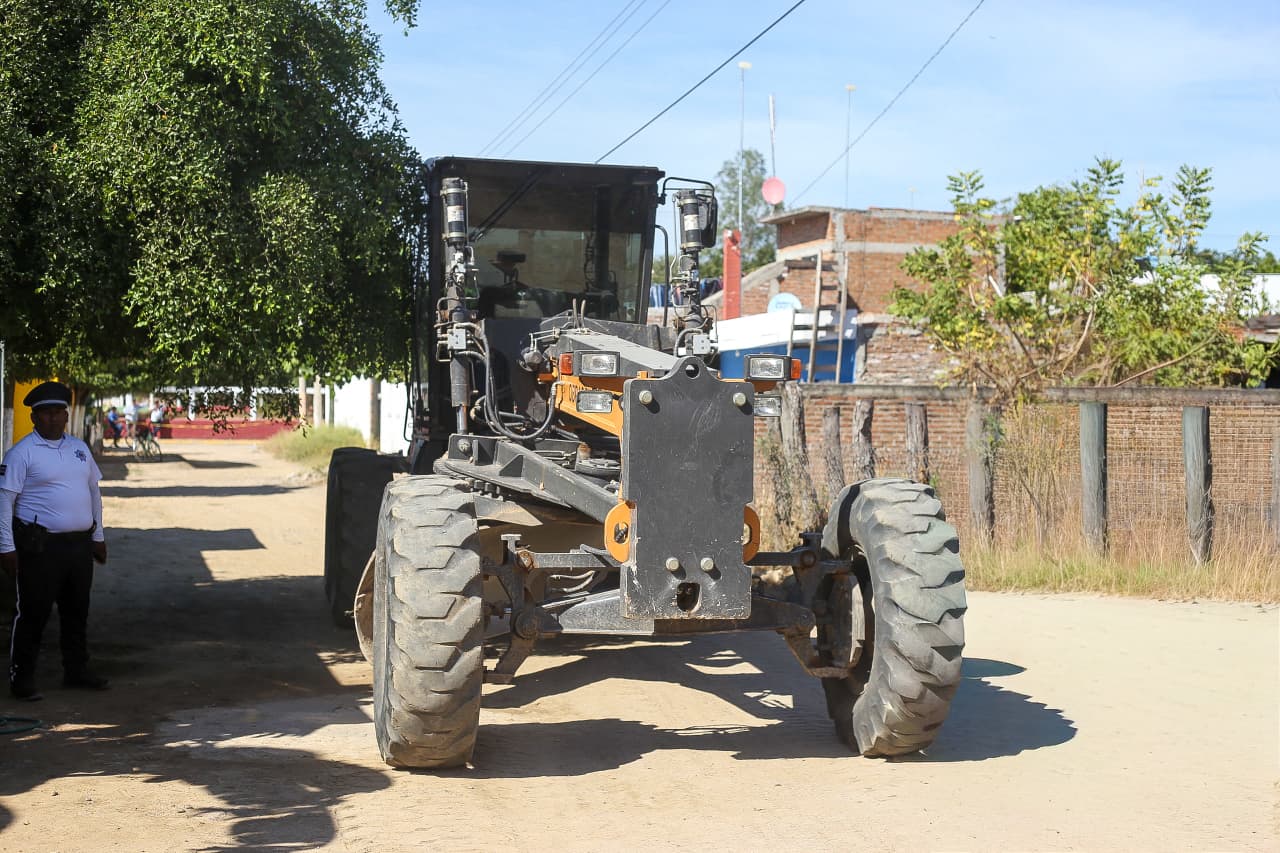 caminos raspados en la zona rural