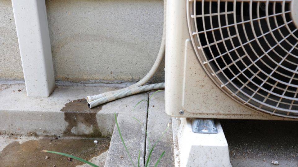 ¿Sabías que puedes reutilizar el agua del aire acondicionado