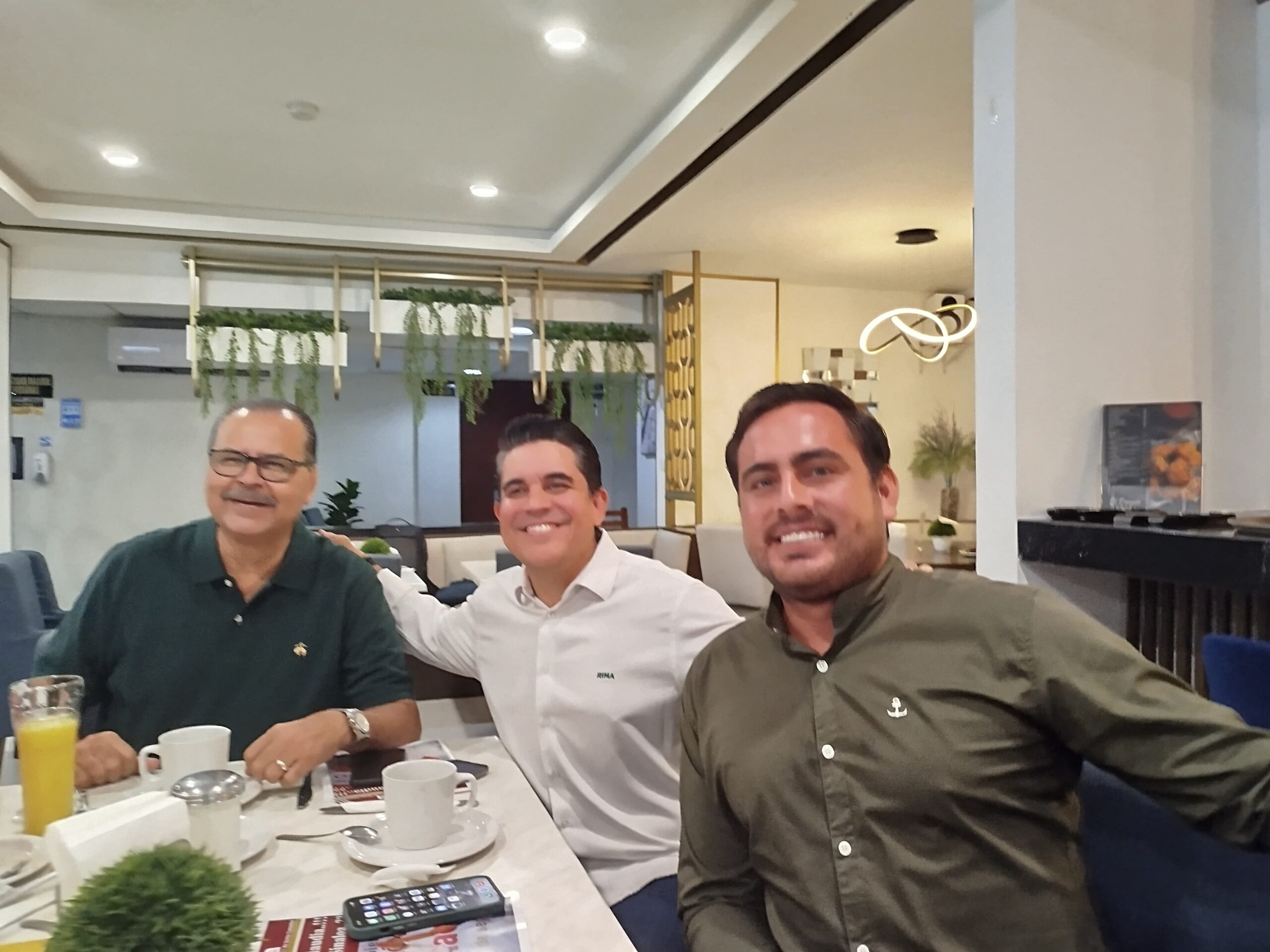 Abraza Partido Verde Ecologista a Ulises Pinzón; le dan la bienvenida a sus filas