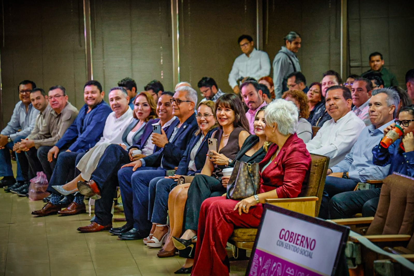 Anuncian programa viernes muy mexicano en la semanera