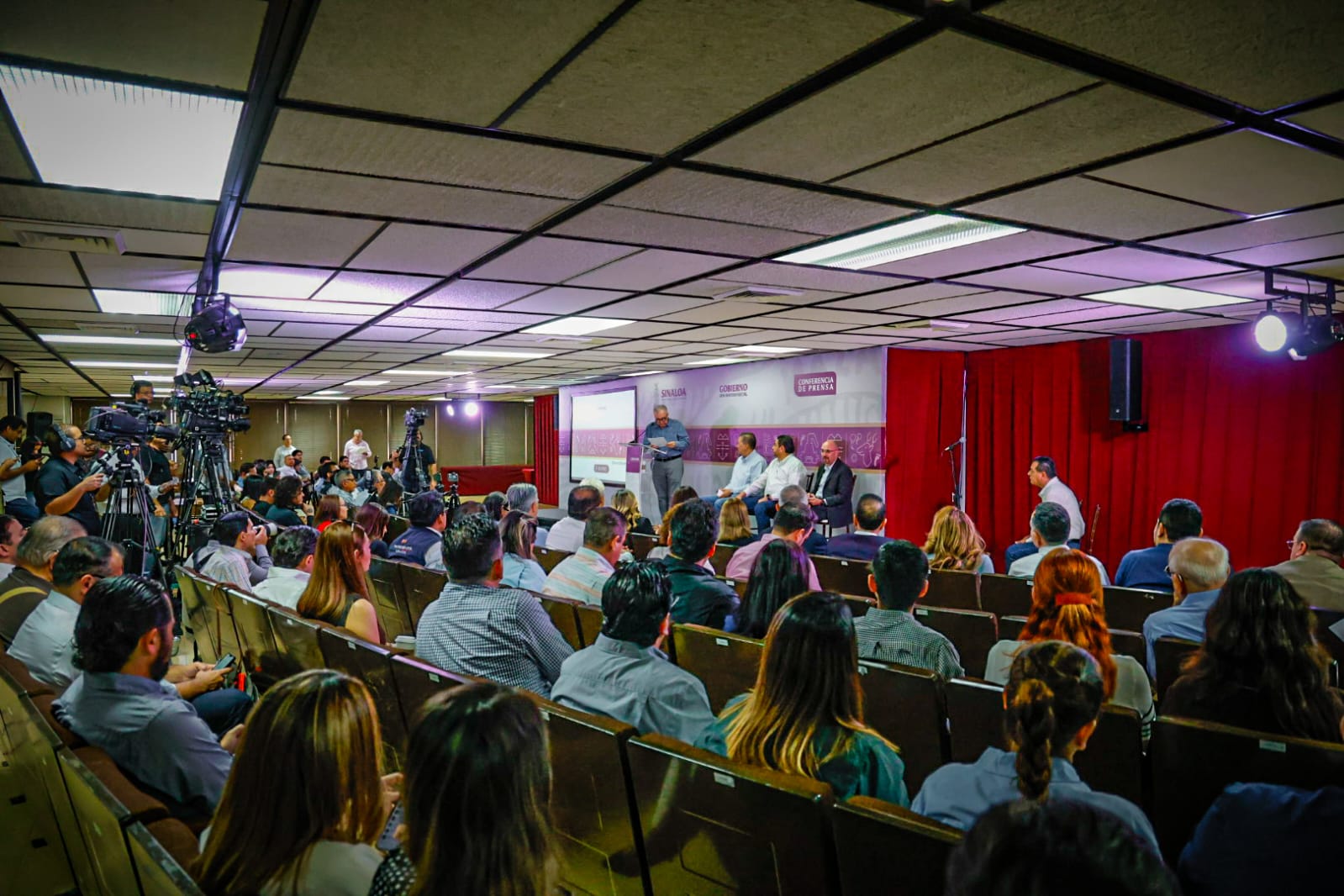 Anuncian programa viernes muy mexicano en la semanera