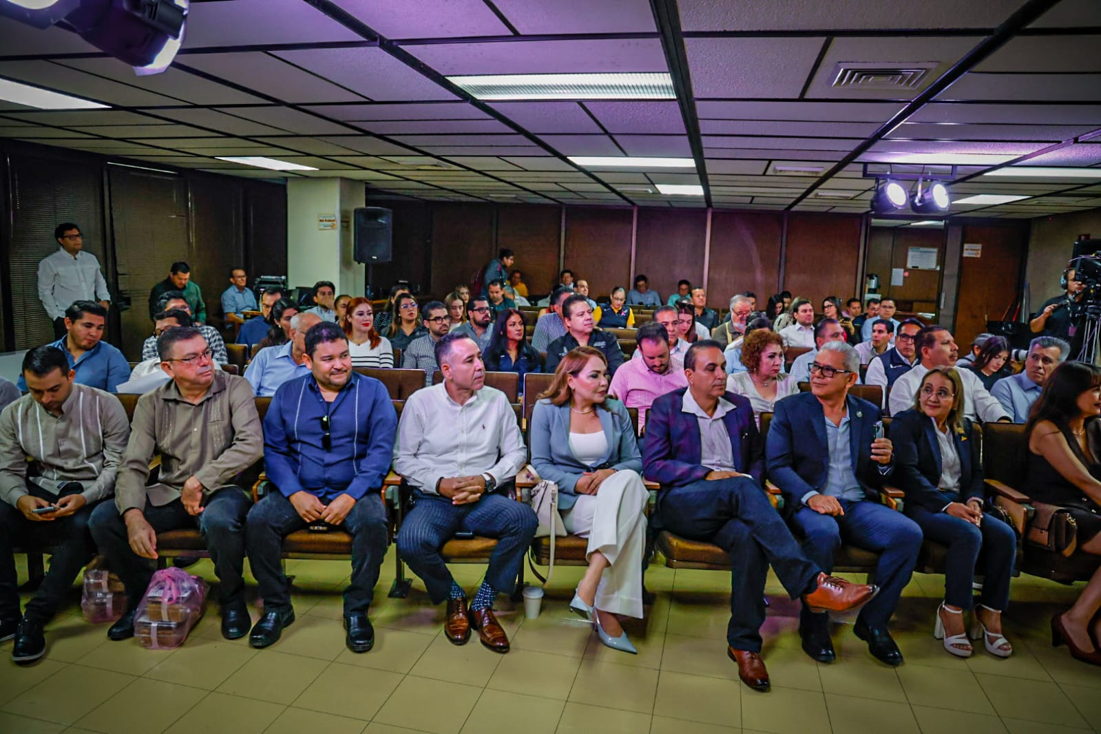 Anuncian programa viernes muy mexicano en la semanera