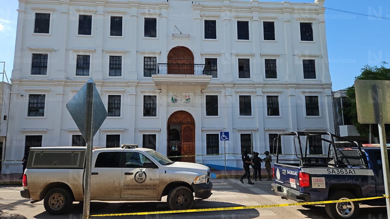 Ataque armado en el Ayuntamiento de Navolato deja 3 heridos
