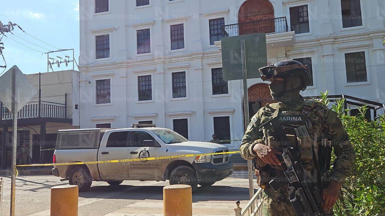 Ataque armado en el Ayuntamiento de Navolato deja 3 heridos