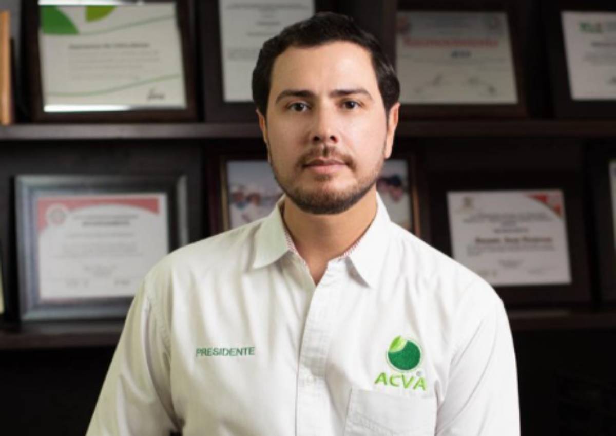Bernardo Bravo, líder limonero en Michoacán