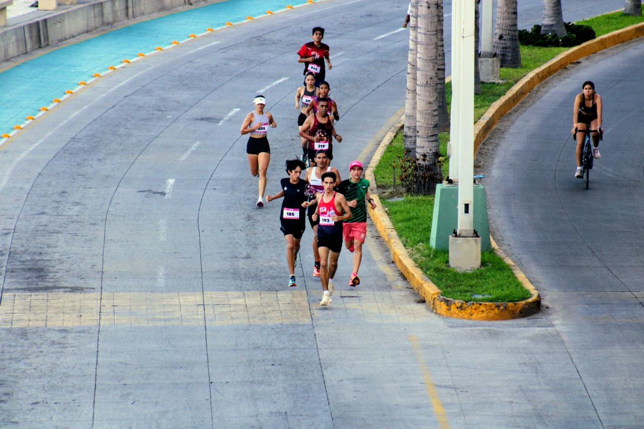 Carrera Rosa Delia Barraza 2025 en Mazatlán