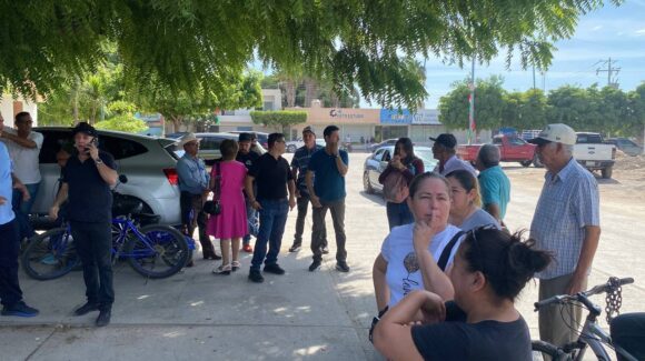 “Sin ellos la economía se pierde”, comerciantes piden mejor trato a trabajadores del campo en Ruiz Cortines, Guasave, Sinaloa