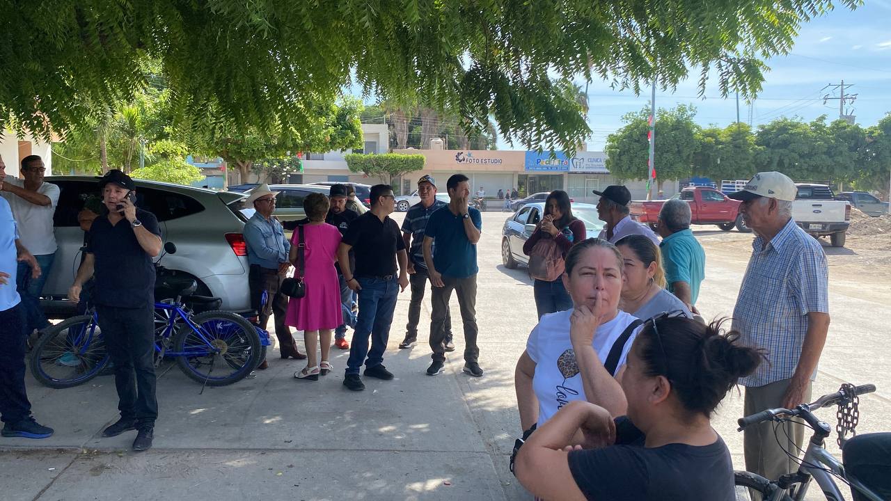 Comerciantes piden mejorar el trato al campo en Ruiz Cortines, Guasave