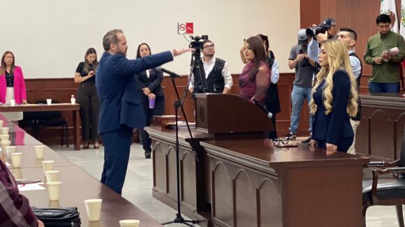 Congreso aprueba prorroga de 7 años para el período de magistrado del TJA a Víctor Hugo Pacheco