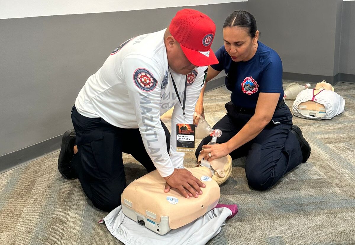 Cursos de emergencias a salvavidas en Mazatlán