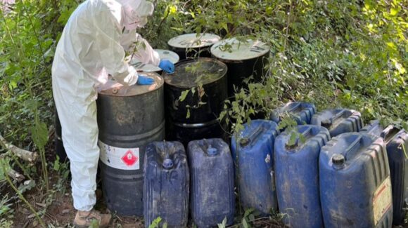 Militares destruyen 5 áreas de almacenamiento químico para fabricación de droga en Culiacán