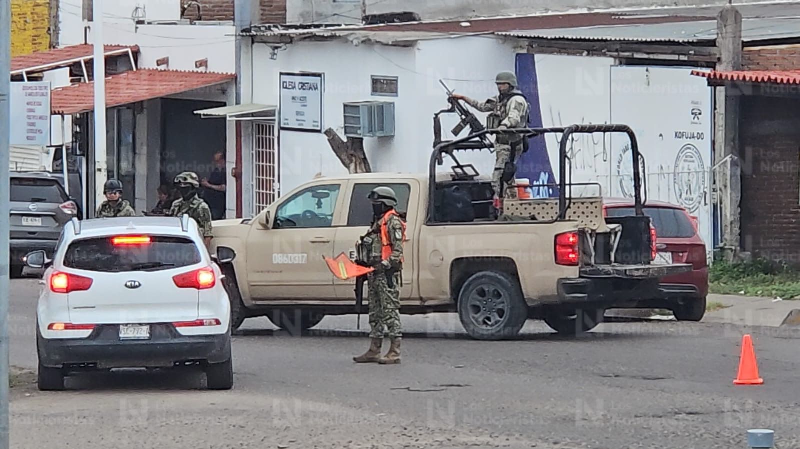 Encobijado y ejecutado encuentran a una persona en la Antonio Nakayama en Culiaçán