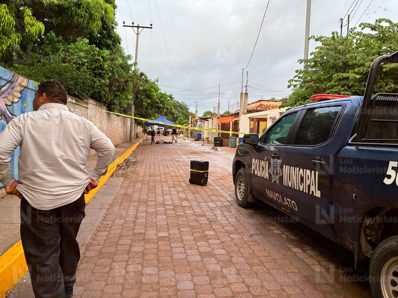 Ejecutan a un hombre frente a la secundaria técnica #22 de San Pedro, Navolato, Sinaloa